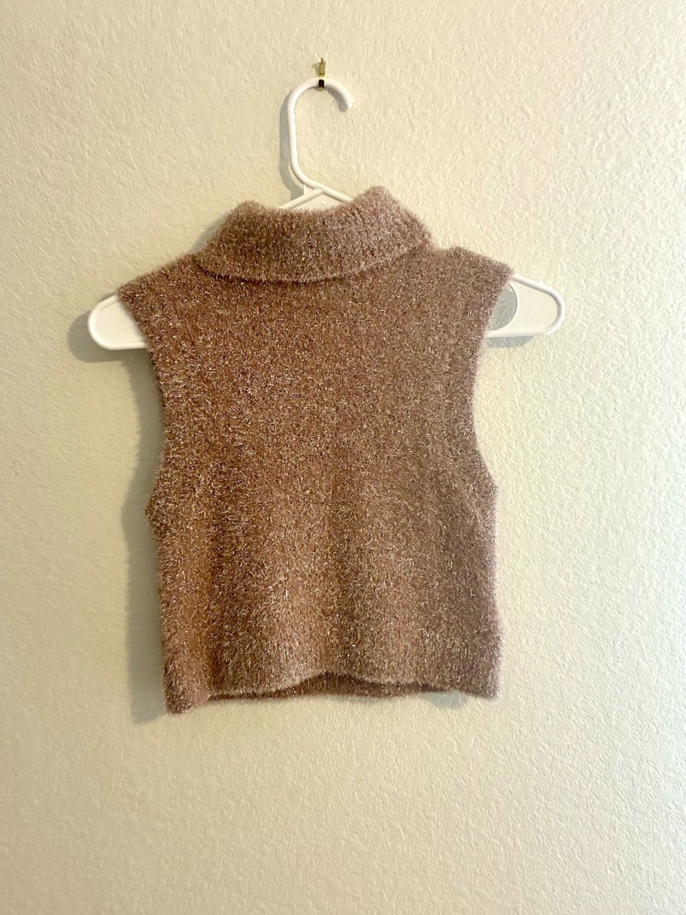 Zara Girls Sparkly Mauve Sleeveless Turtleneck Sweater – Size 9–10